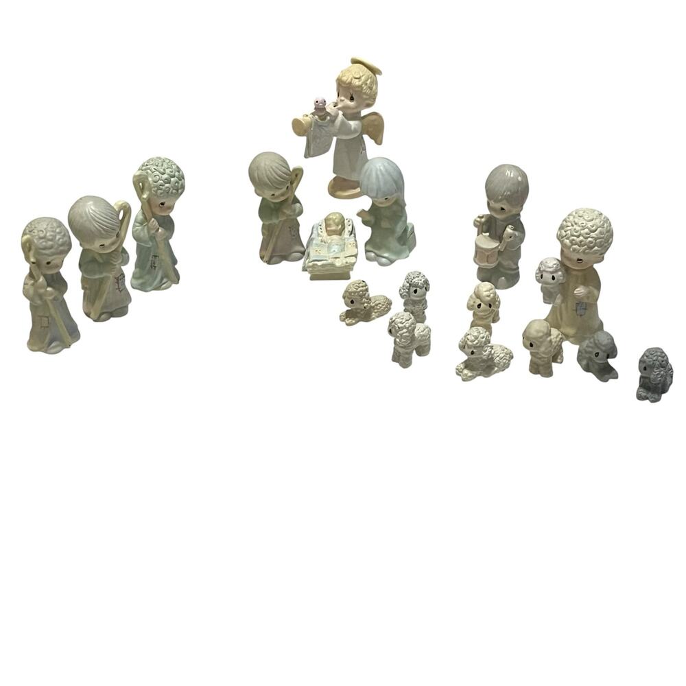 Vintage 1989 Precious Moments Metal Mini Nativity Set 17 Pieces